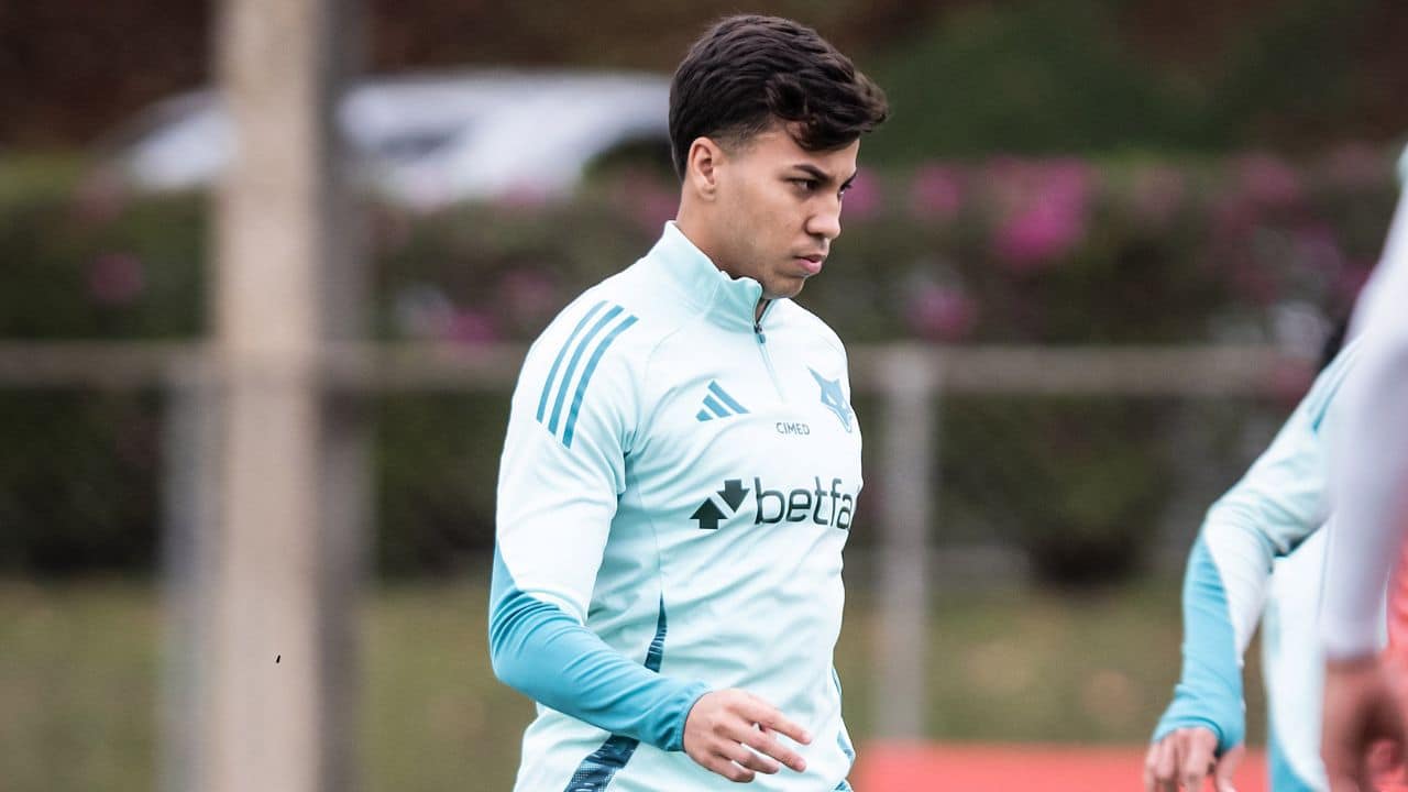 Kaio Jorge é relacionado para jogo decisivo contra Atlético na Copa do Brasil