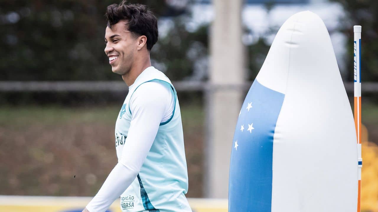 Kaio Jorge retorna ao Cruzeiro após suspensão
