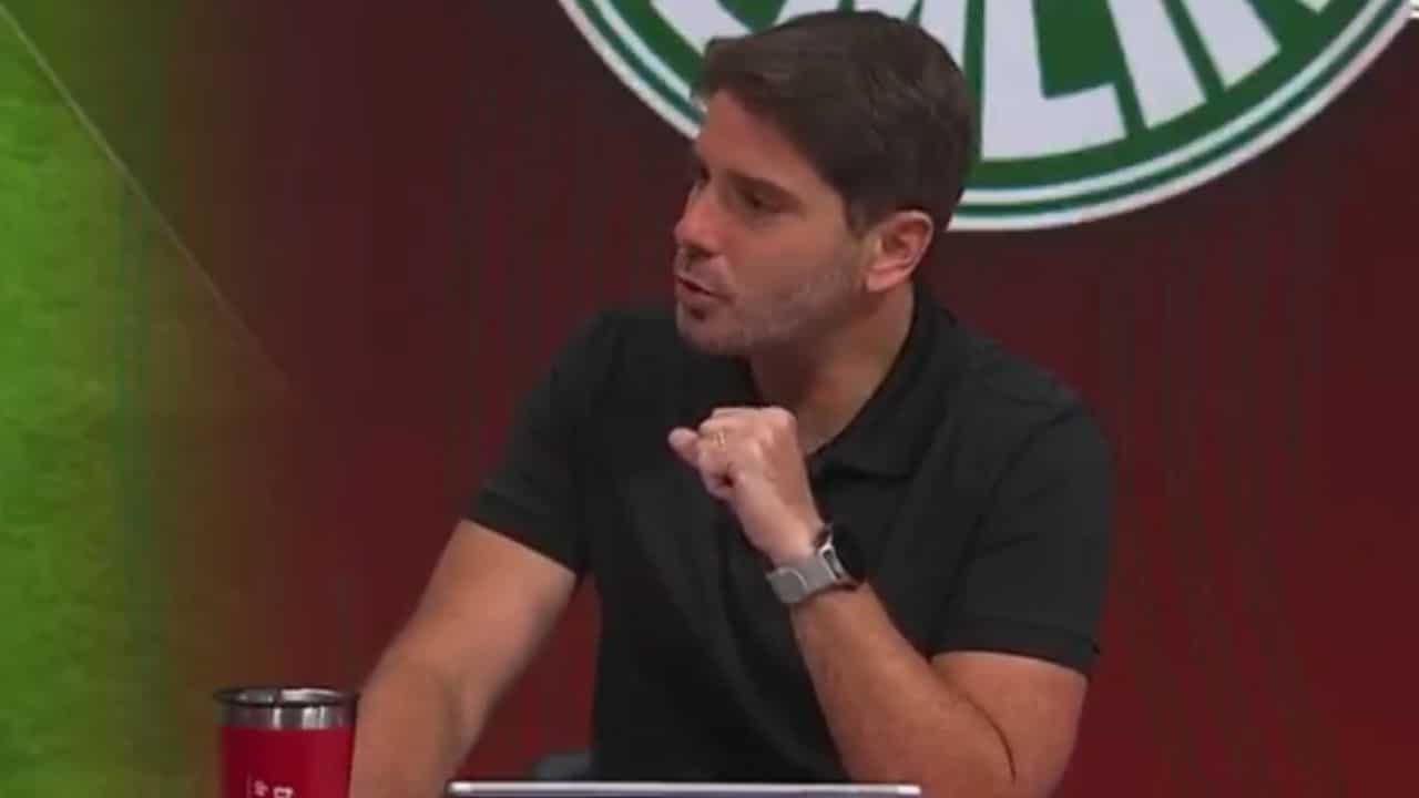 Apresentador comete gafe ao falar do título da Libertadores de 1997 conquistado pelo Cruzeiro; veja