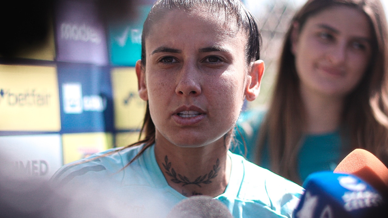 Cruzeiro anuncia renovação com Gaby Soares