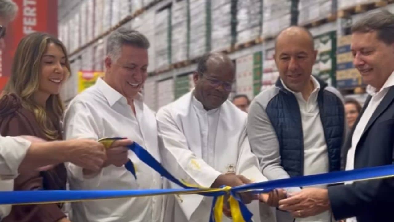 Leonardo Jardim e Pedrinho inauguram nova unidade dos Supermercados BH; veja