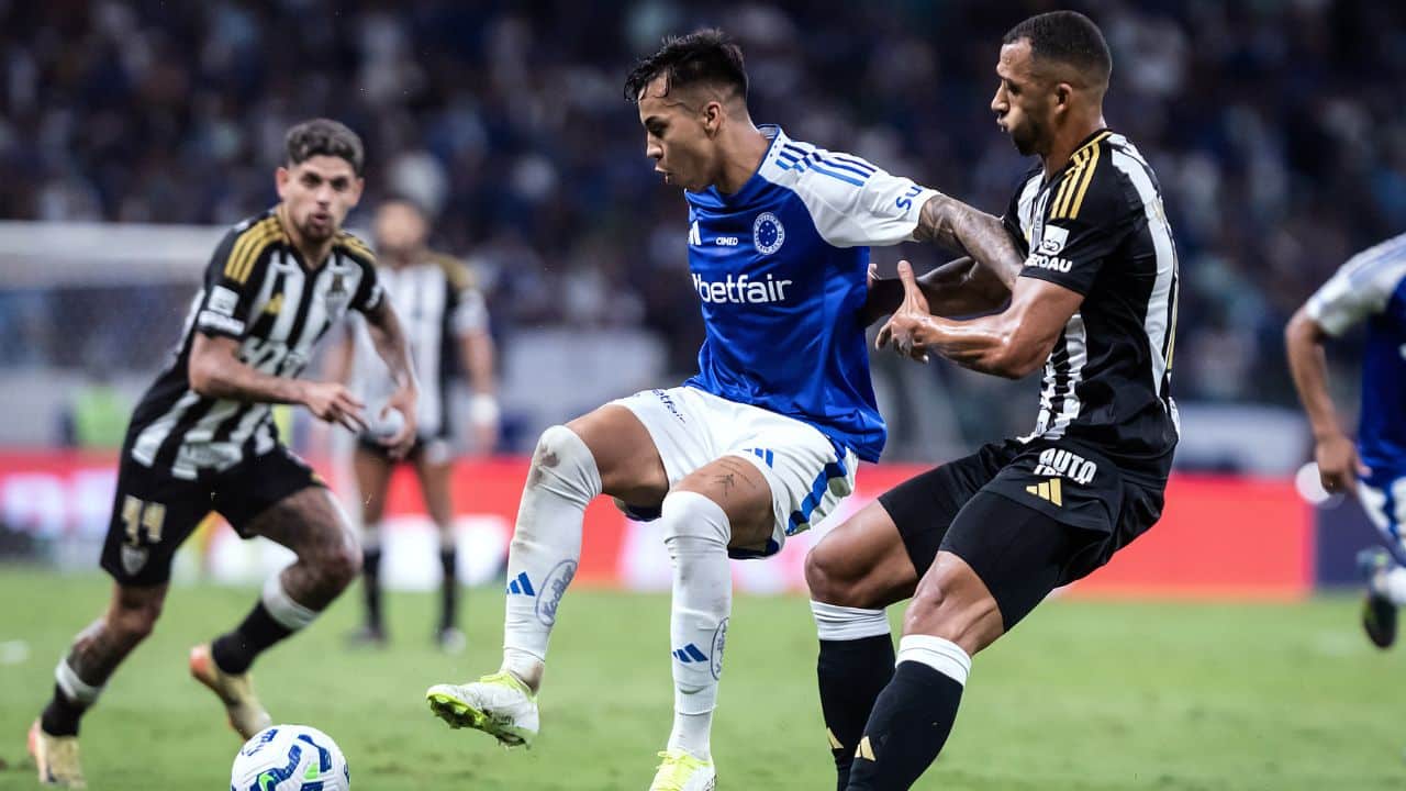 Atlético pode perder titulares antes de enfrentar o Cruzeiro no Brasileirão; entenda