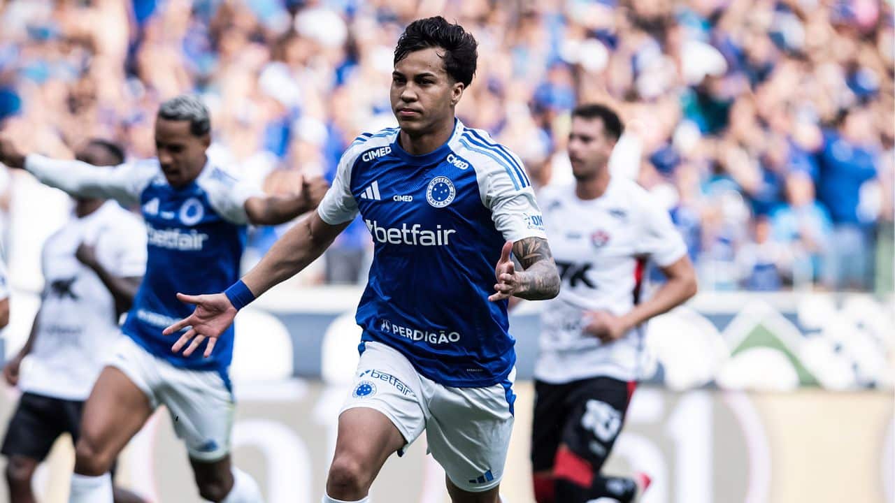 Titular do Cruzeiro será observado por clube inglês