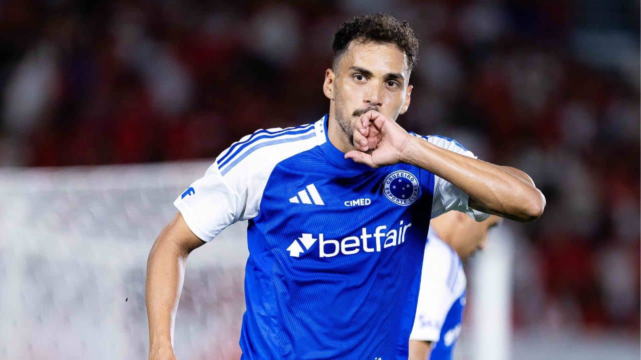 Eduardo confirma saída e se despede do Cruzeiro; confira