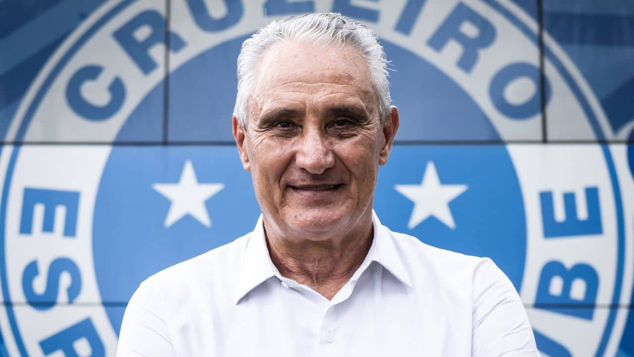 Tite assume o Cruzeiro e pede apoio da torcida para o sucesso